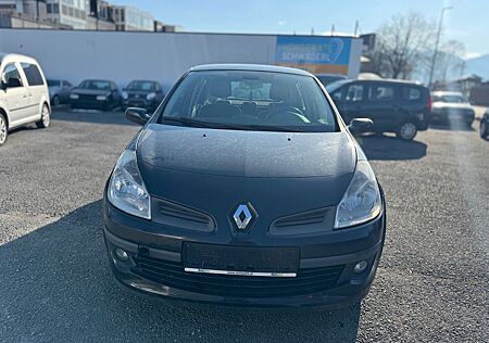 Renault Clio Edition Dynamique 1.6 16V 65kW R KLIMA