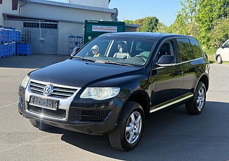 VW Touareg Volkswagen V6 TDI 2 Hand Klima AHK