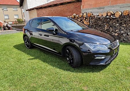 Seat Leon FR 1.5 TGI 131 PS, LED,Navi, ACC, TÜV 07/25