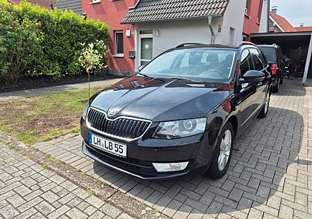 Skoda Octavia 1.6 TDI Green tec Ambition Combi Amb...