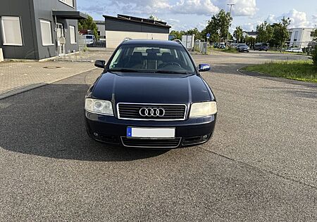 Audi A6 Avant 2.5 TDI V6 / Xenon, AHK