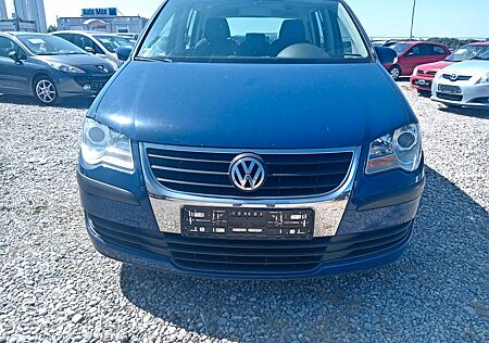 VW Touran Volkswagen 1.6 Facelift, Klima, Tüv. 05. 2026