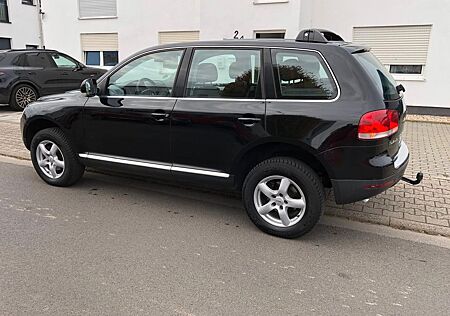 VW Touareg Volkswagen 2.5 R5 TDI Tiptronic Individual Indi...