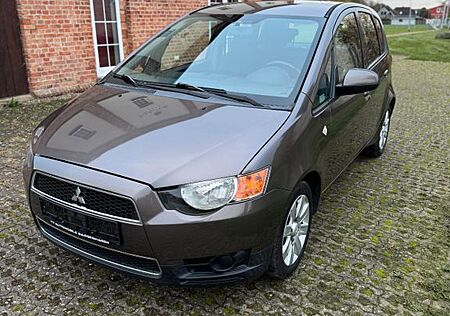 Mitsubishi Colt Lim. 5-trg. XTRA*Ahk/1.Hand/TÜV 02.2027*