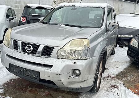 Nissan X-Trail LE4X4 2,0*AUTOMATIK*KLIMA*LEDER*ALU*AHK*