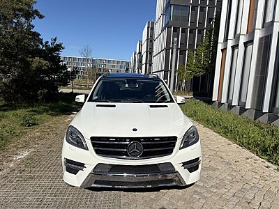 Mercedes-Benz ML 350 BlueTEC 4MATIC - Voll- Top-gepflegt