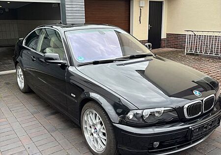BMW 325Ci -