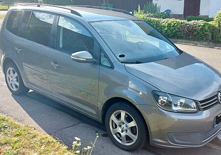 VW Touran Volkswagen Comfortline; 7 Sitzer; Service neu