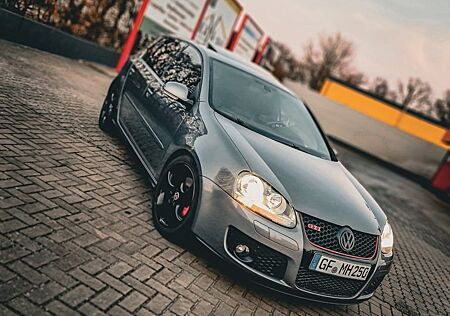 VW Golf Volkswagen 2.0 GTI