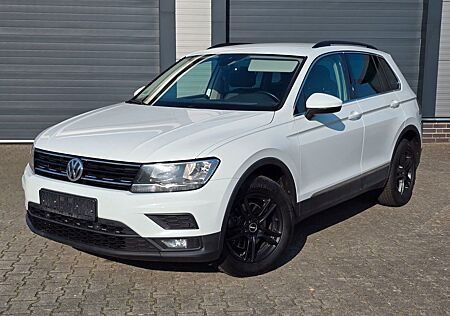 VW Tiguan Volkswagen 2.0 TDI DSG Navi AHK 1.Hand