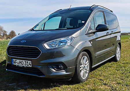 Ford Tourneo Courier 1.0 EcoBoost Titanium Motor neu!