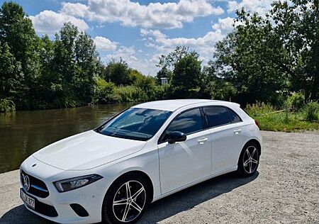 Mercedes-Benz A 250 DCT -