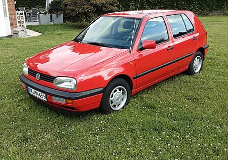 VW Golf Volkswagen 1.8 CL Auto CL