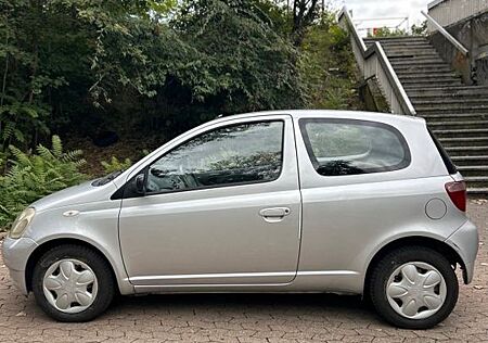 Toyota Yaris 1.3 linea sol linea sol