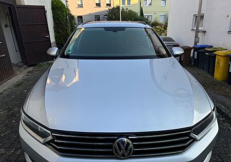 VW Passat Variant Volkswagen 1.6 TDI DSG BMT Comfortline V...