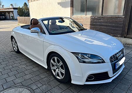 Audi TTS Cabrio Allrad sTronic Bose Scheckheft 2. Han