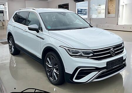 VW Tiguan Allspace Volkswagen Elegance 4Motion*7Sitze*Matrix