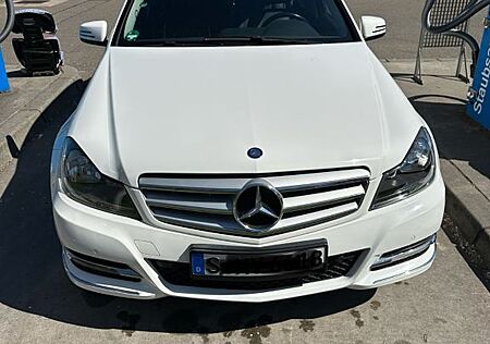 Mercedes-Benz C 180 CGI AVANTGARDE AVANTGARDE