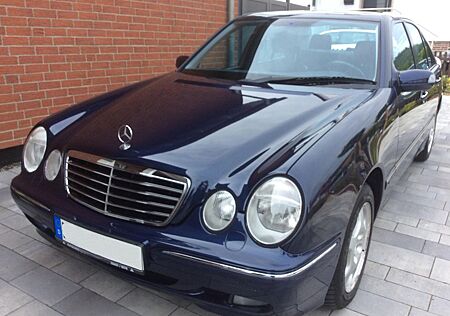 Mercedes-Benz E 320 4MATIC AVANTGARDE 72000 Km 09/1999