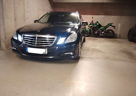 Mercedes-Benz E 220 CDI T BlueEFFICIENCY, TÜV NEU, Garagenwage