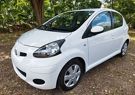 Toyota Aygo (X) Aygo 1,0 City City aus 2.Hand TÜV 07/2026