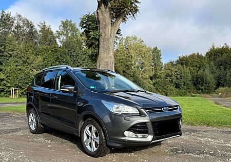 Ford Kuga 2,0 TDCi 4x4 120kW Titanium PowerShift ...