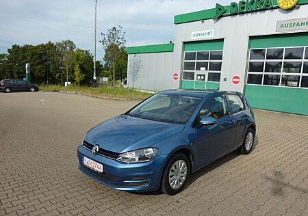 VW Golf Volkswagen VII Lim. Trendline BMT