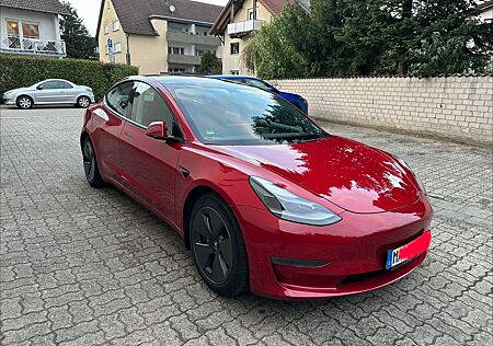 Tesla Model 3 neue Traktionsbatterie uvm. - Long Range