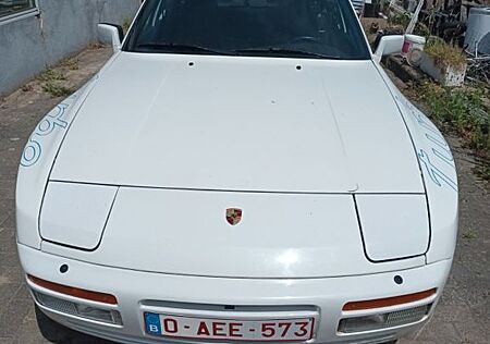 Porsche 944 Turbo 250 ps