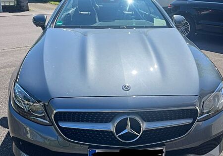 Mercedes-Benz E 200 Cabrio, sehr gute Ausstattung, unfallfrei