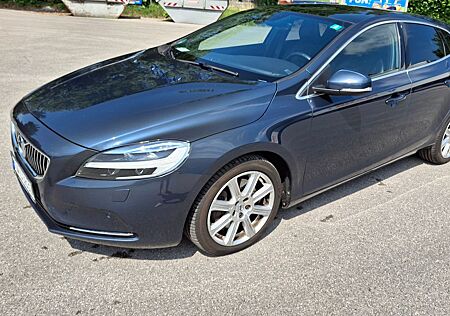 Volvo V40 D2 Geartronic Inscription aut.