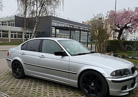 BMW 320i E46 - - Limousine
