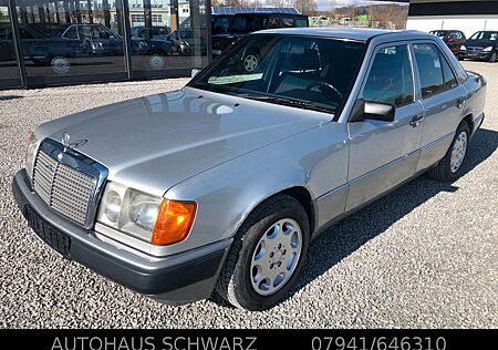 Mercedes-Benz 230 E 5-Gang*AHK*SHD*2.Hand*