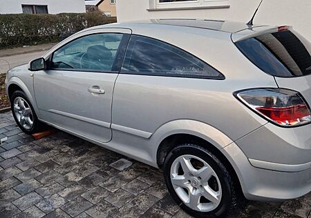 Opel Astra GTC 1.4 Twinp ecoFLEX Edition 111 J. E...