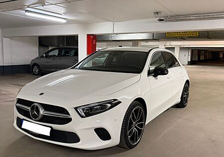 Mercedes-Benz A 220 DCT - Distronic*Kamera*Totwinkel*Multibeam