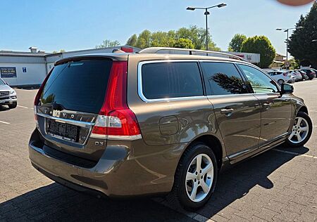 Volvo V70 V70Kombi-2.0D-AUTOM+XENON+NAVI+KLIMAUTOM+TEMPOMA