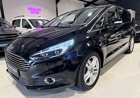 Ford S-Max Titanium/7Sitzer/Leder/Panorama/Kamera/Alu