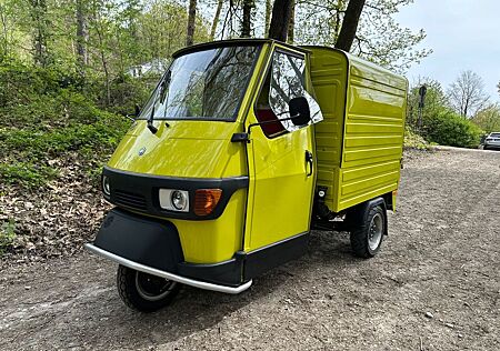 Piaggio APE Kasten, Heizung, Rückfahrkamera, wie neu