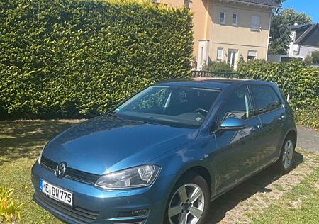 VW Golf Volkswagen 1.2 TSI BMT Comfortline Comfortline