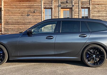 BMW 330d xDrive Touring M Sport Auto. M Sport
