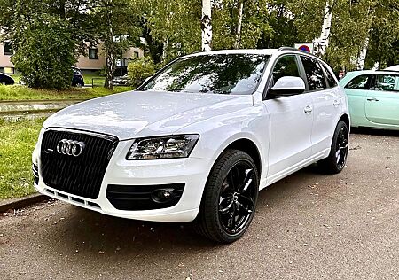 Audi Q5 quattro - AHK - Alcantara - 21 Zoll