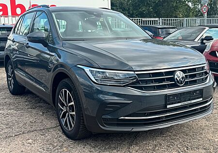VW Tiguan Volkswagen TDI Life FACEL. AHK LED ACC NAVI PDC