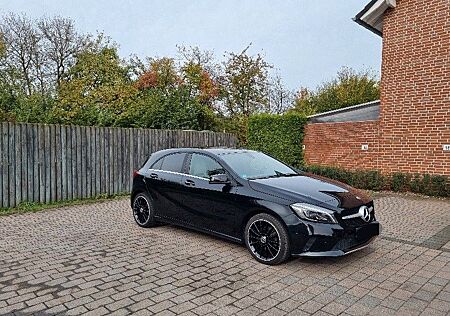 Mercedes-Benz A 180 mit 18 Zoll AMG Alufelgen