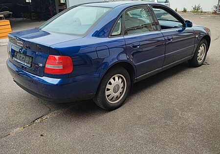 Audi A4 1.8 -