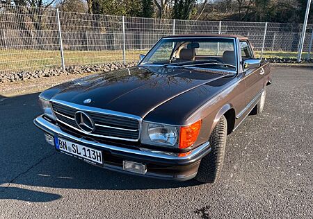 Mercedes-Benz SL 560