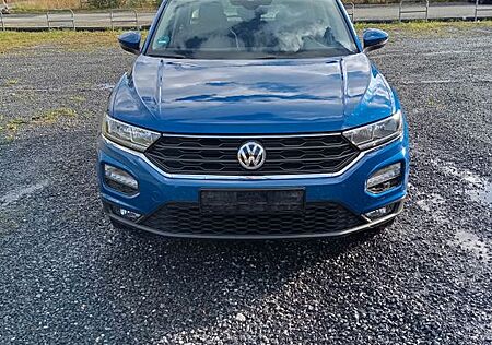 VW T-Roc Volkswagen 1.6 TDI SCR -