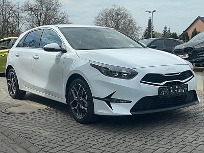Kia cee'd / Ceed 1.5 T-GDI DCT SH LH Klimaautomatik