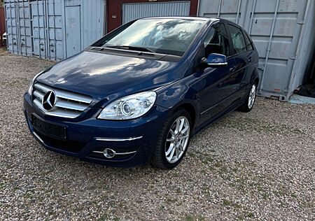 Mercedes-Benz B 200 Turbo.Pano.Leder.Xenon.SHZ.AHK.