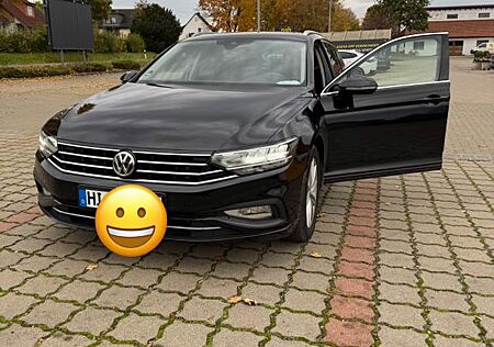VW Passat Variant Volkswagen 2.0 TDI SCR DSG Business Vari...