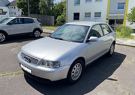 Audi A3 1.6 Ambiente Ambiente